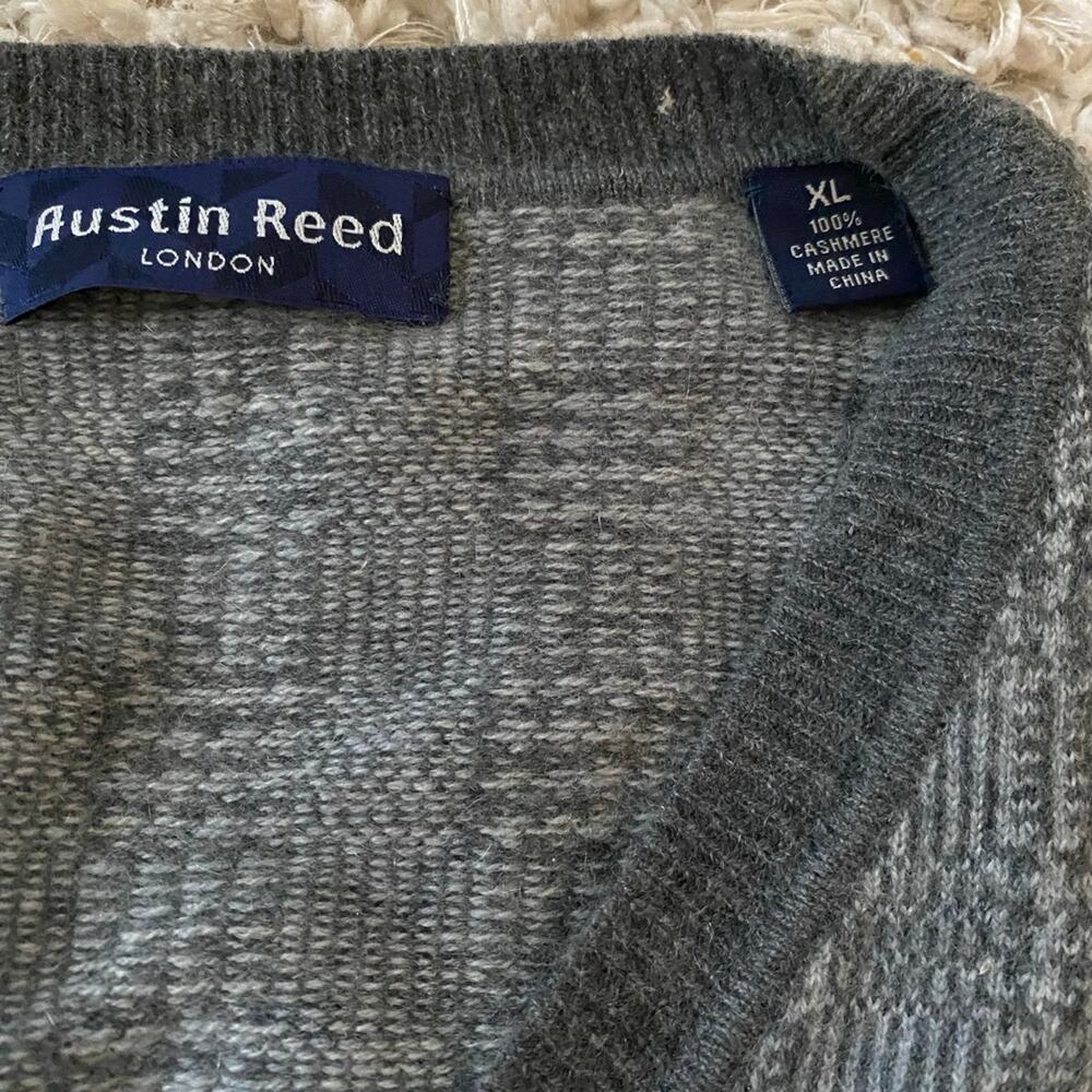 Austin Reed Cashmere Sweater - Picture 2 of 5